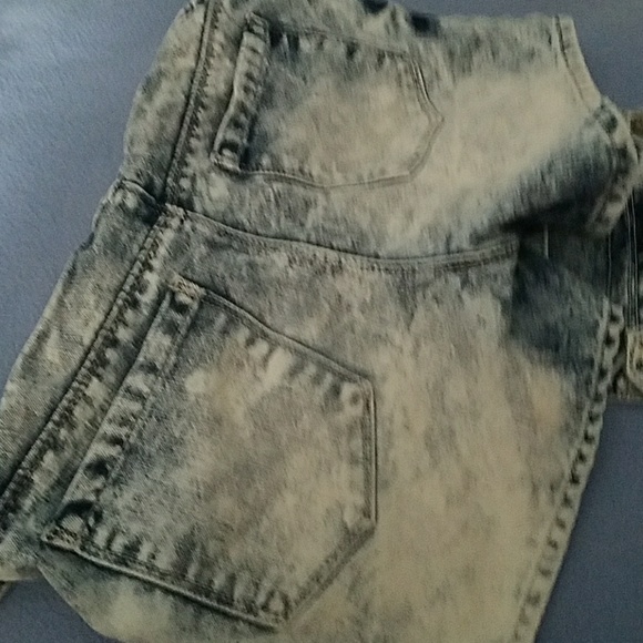 Overalls - Picture 2 of 3